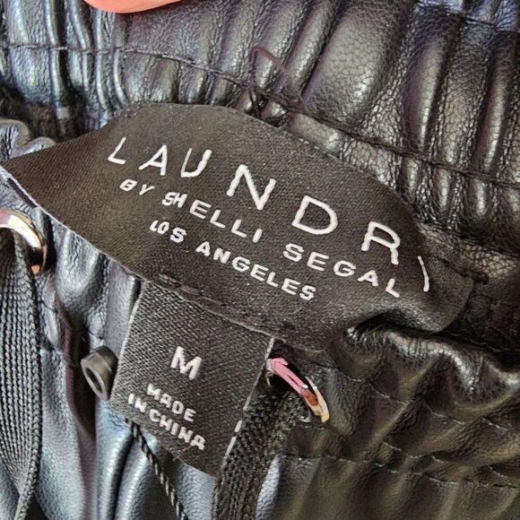 NWT LAUNDRY BY SHELLI SEGAL LOS ANGELES VEGAN LEATHER TAPERED PANTS SIZE M - Picture 12 of 16